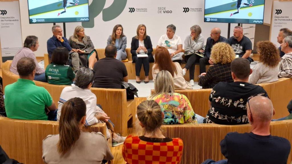 Luisa Sánchez con entidades deportivas de Vigo.