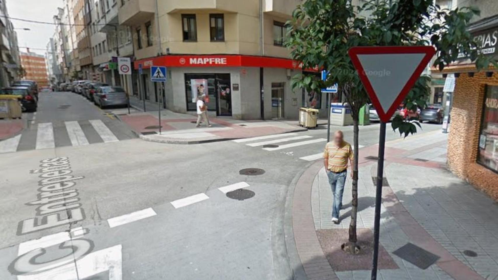 Dos heridos leves en un accidente de madrugada en el Agra del Orzán, en A Coruña