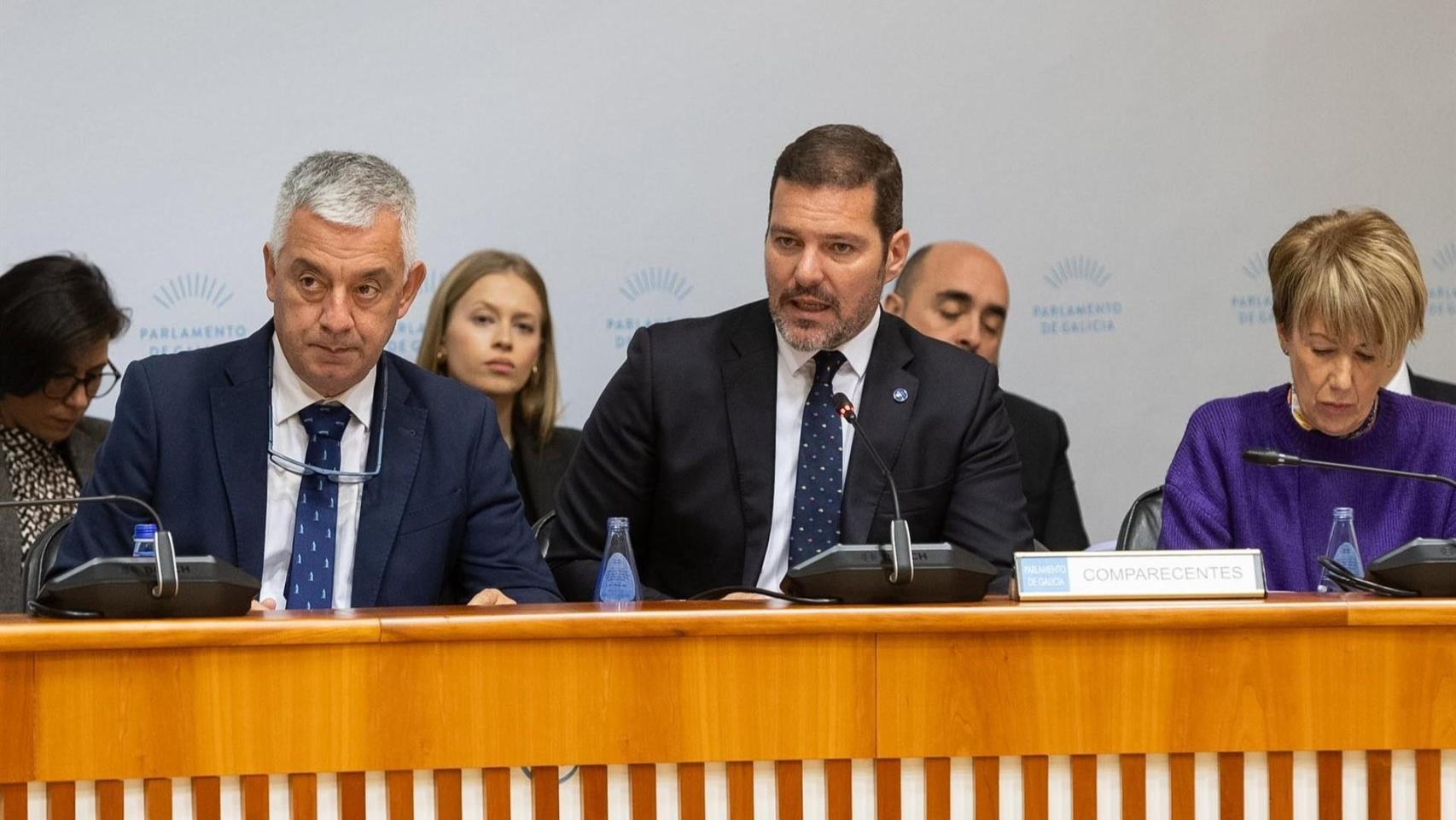 El conselleiro de Cultura, Lingua e Xuventude, José López Campos, comparece en la Comisión de Economía, Facenda e Orzamentos en el Parlamento de Galicia.