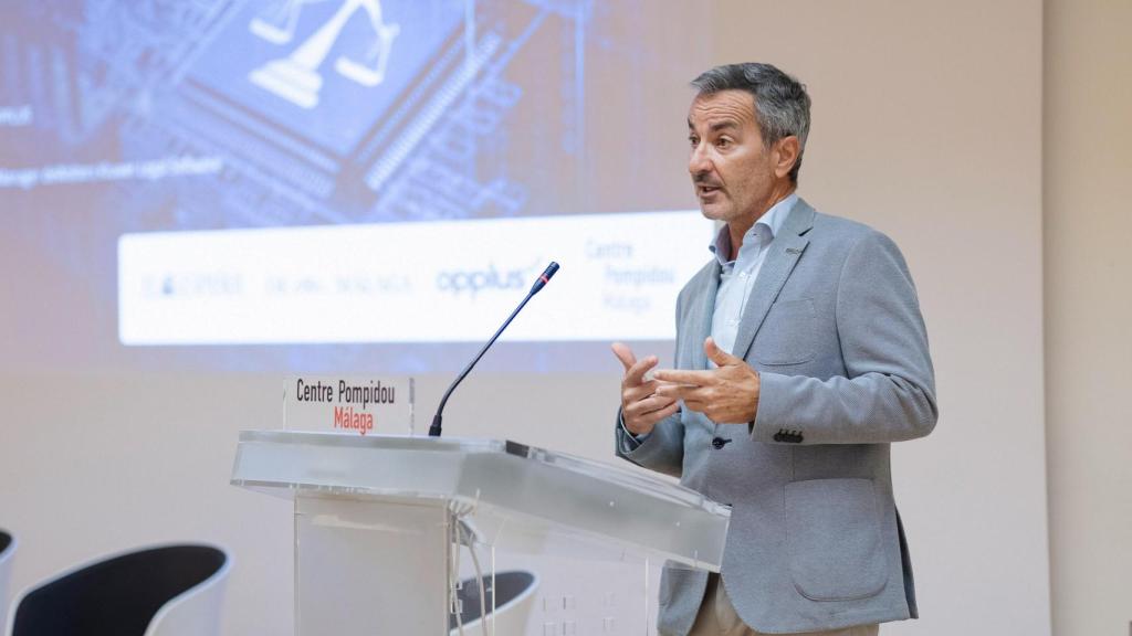 Pablo Benavides, CEO de Opplus, durante su intervención.