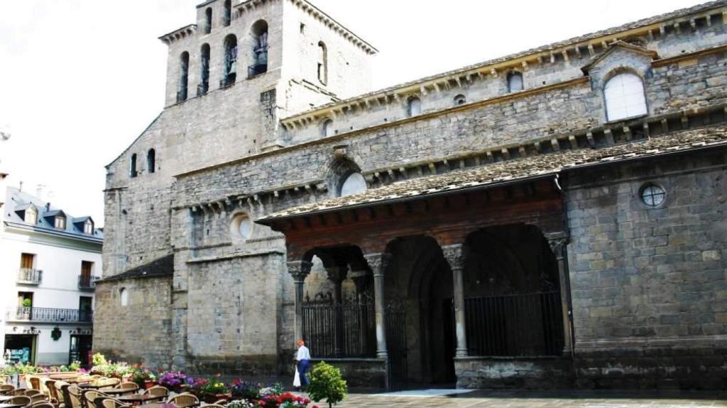 Centro de Jaca, Catedral