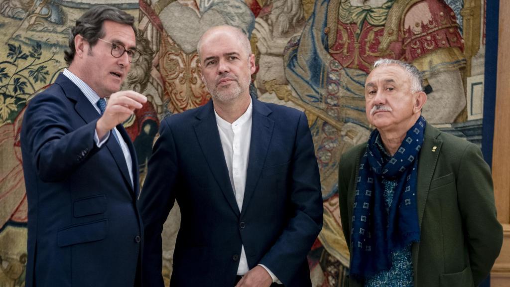 Antonio Garamendi, Unai Sordo y Pepe Álvarez.