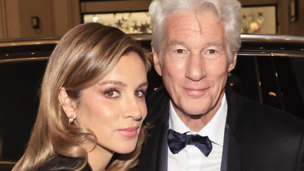 Alejandra Silva y Richard Gere, en un acto en Madrid en noviembre de 2024.