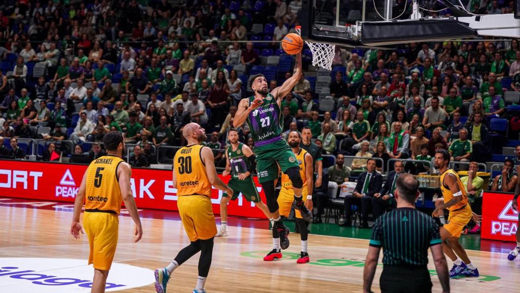 Chris Duarte durante el Unicaja vs. Filou Ostende de la BCL