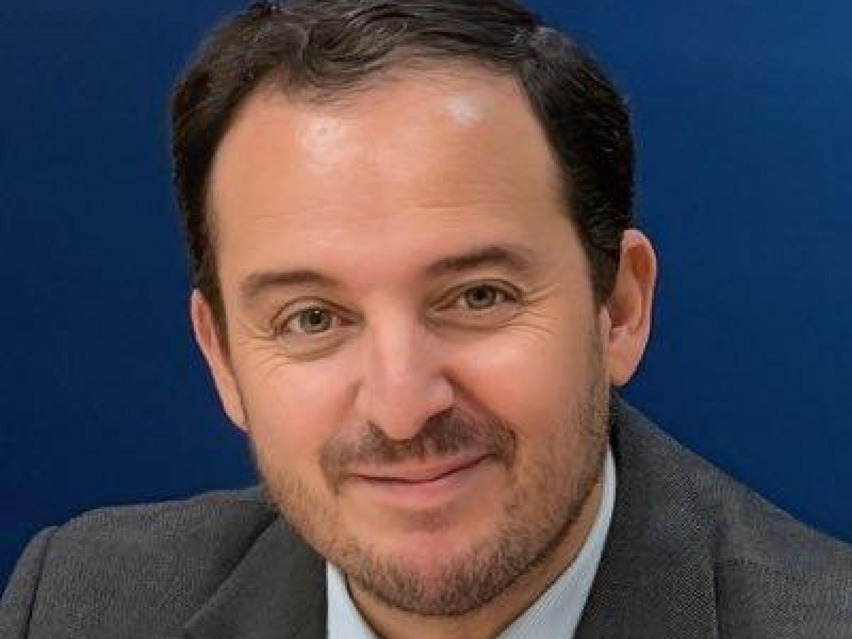 Alejo Miranda de Larra, el senador elegido por el PP para interrogar a Sánchez.