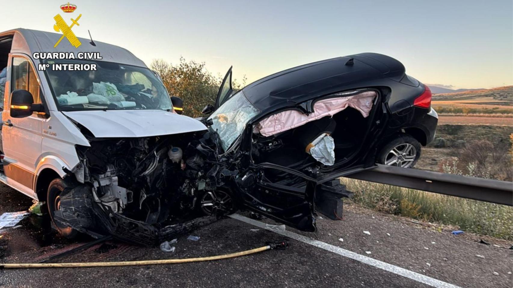 Accidente por choque frontal.