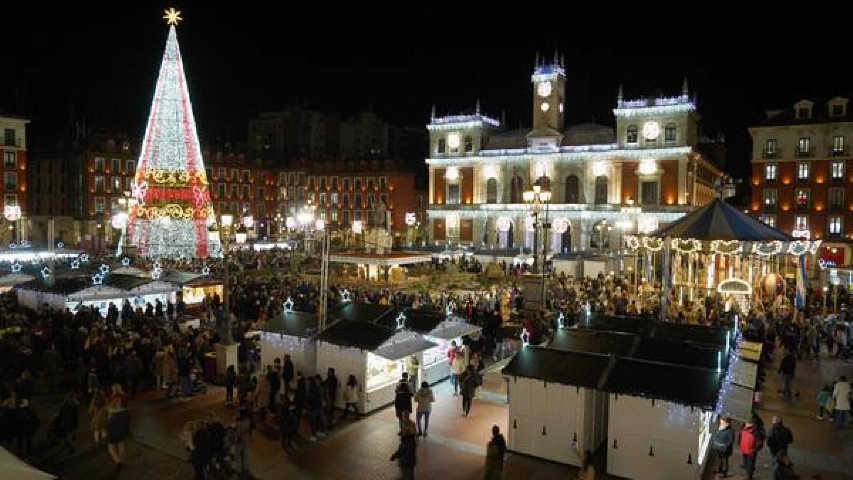 Iluminación de Navidad en la Plaza Mayor de Valladolid