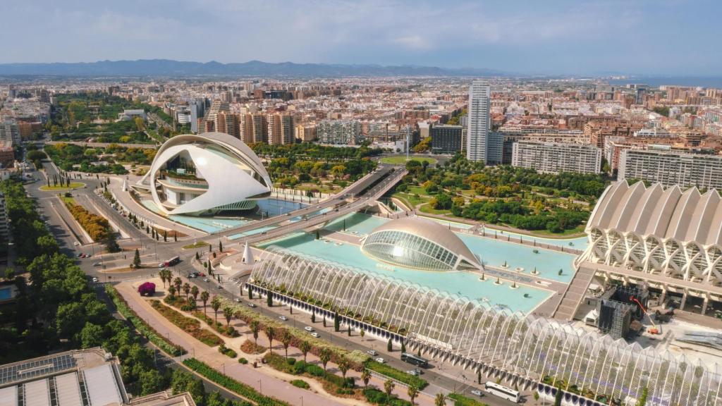 Vista aérea de la Ciudad de las Artes y las Ciencias en Valencia.