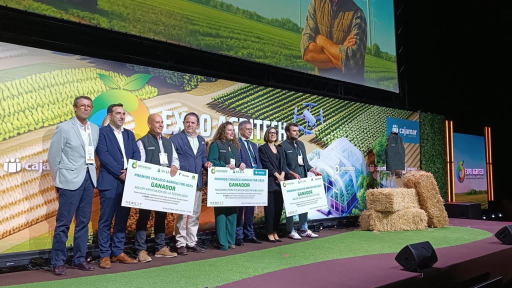 Los galardonados con los Premios Chaleco Agricultor.