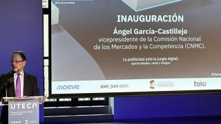 Ángel García Castillejo durante su ponencia en la 'Jornada UTECA: La publicidad ante la jungla digital: oportunidades, retos y riesgos'.