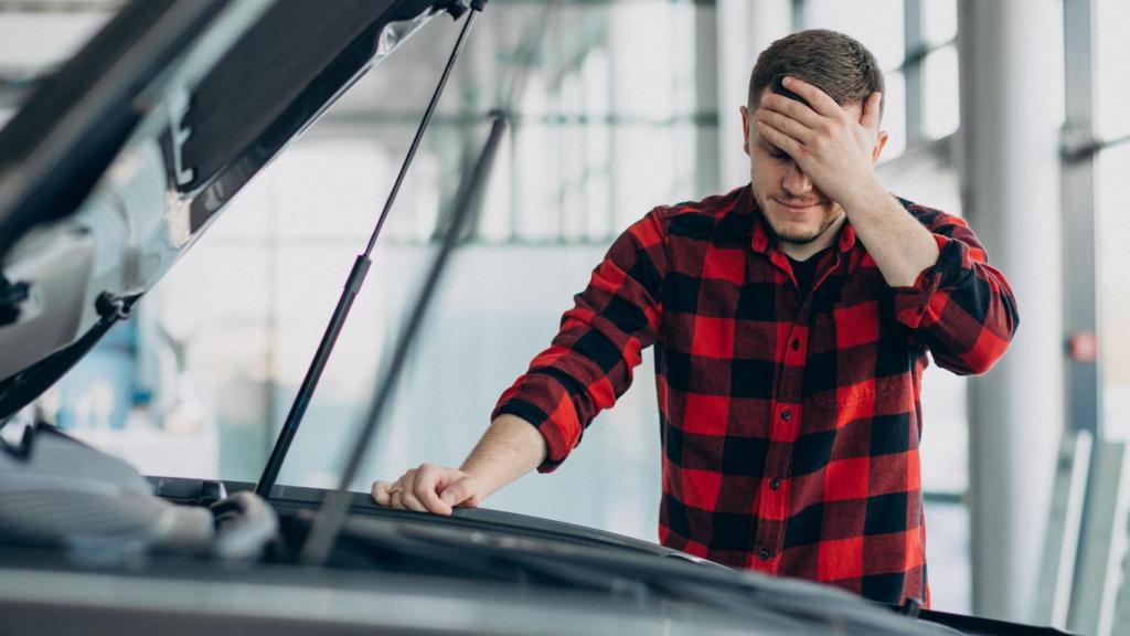 Un hombre le da un leve golpe a su Volkswagen y el seguro lo manda al desguace