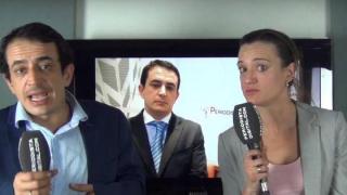 Silvia Charro y Simón Pérez, durante el vídeo '¿Por qué las hipotecas fijas son tan convenientes?'.