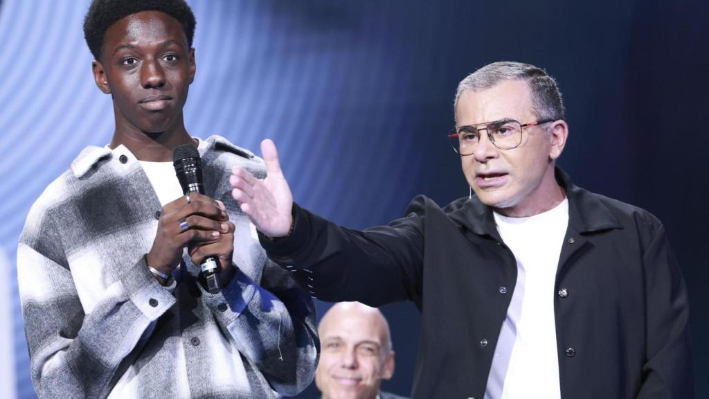 Jorge Javier comunica a Mamadou que es el primer concursante oficial de 'GH 20'.