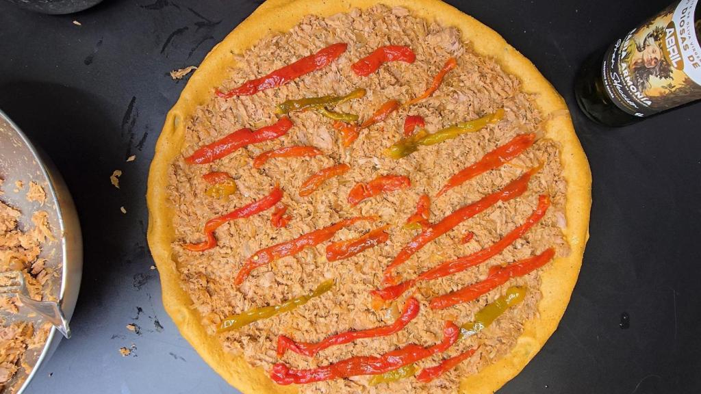 Proceso de montaje de la empanada.