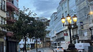 Una calle de A Coruña esta mañana.