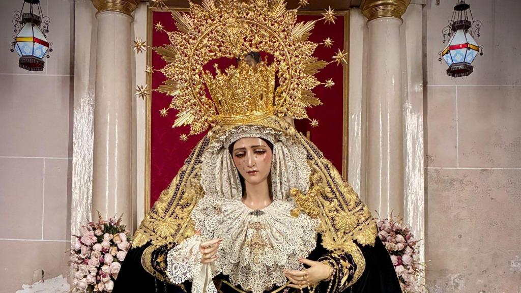 La Virgen del Rosario.