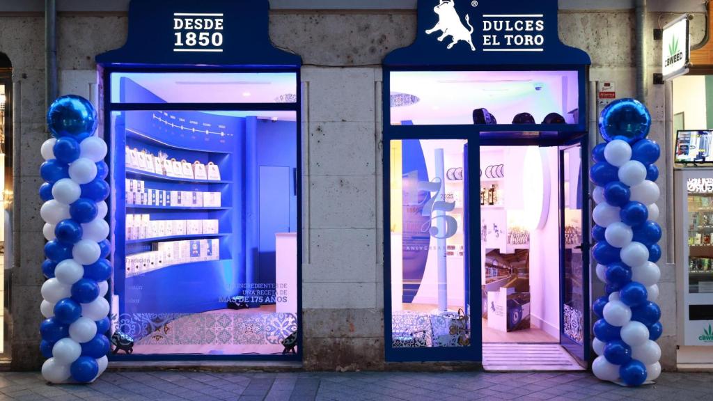 Imagen de la nueva tienda de Dulces El Toro