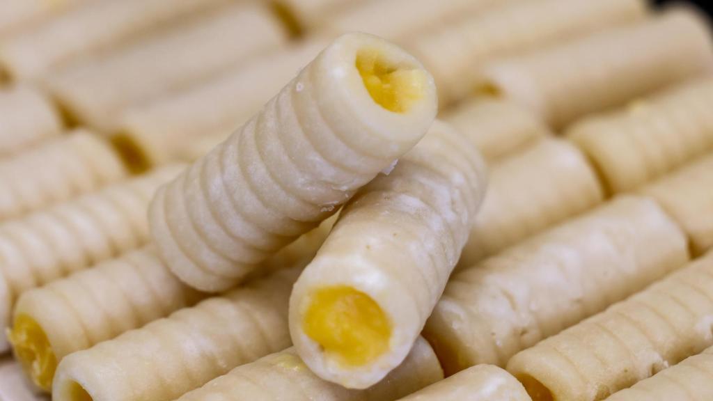 Huesos de santo de una confitería de Toledo.