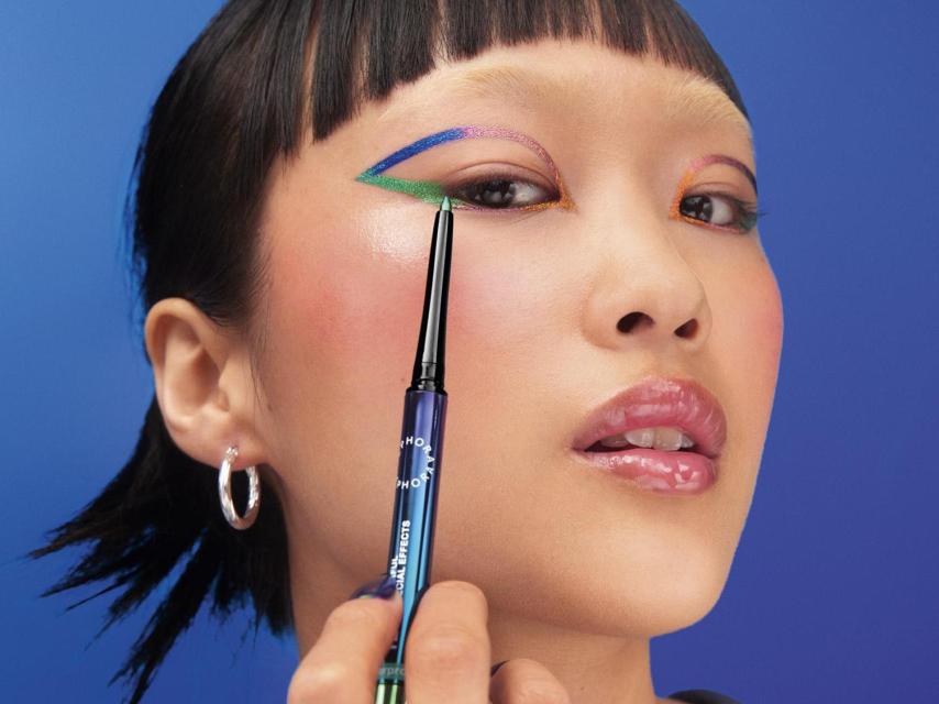 Eyeliner multicromático de Sephora.