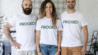 Cofundadores de Froged: Ángel Romero (CTO), Emily G-Cebrián (CEO) y Juan José Rojano (director de TI).