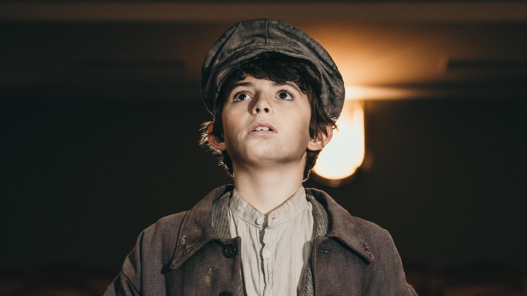 El actor Dani Escrig como Oliver Twist. Foto: Nieves Díaz