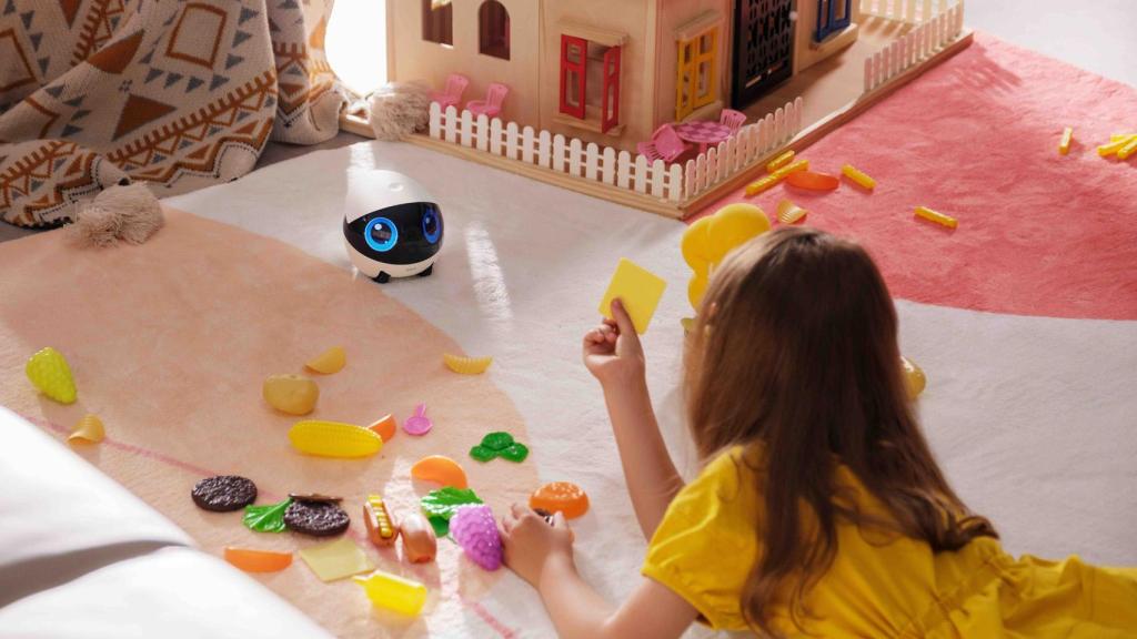 Enabot EBO Air 2 Plus.