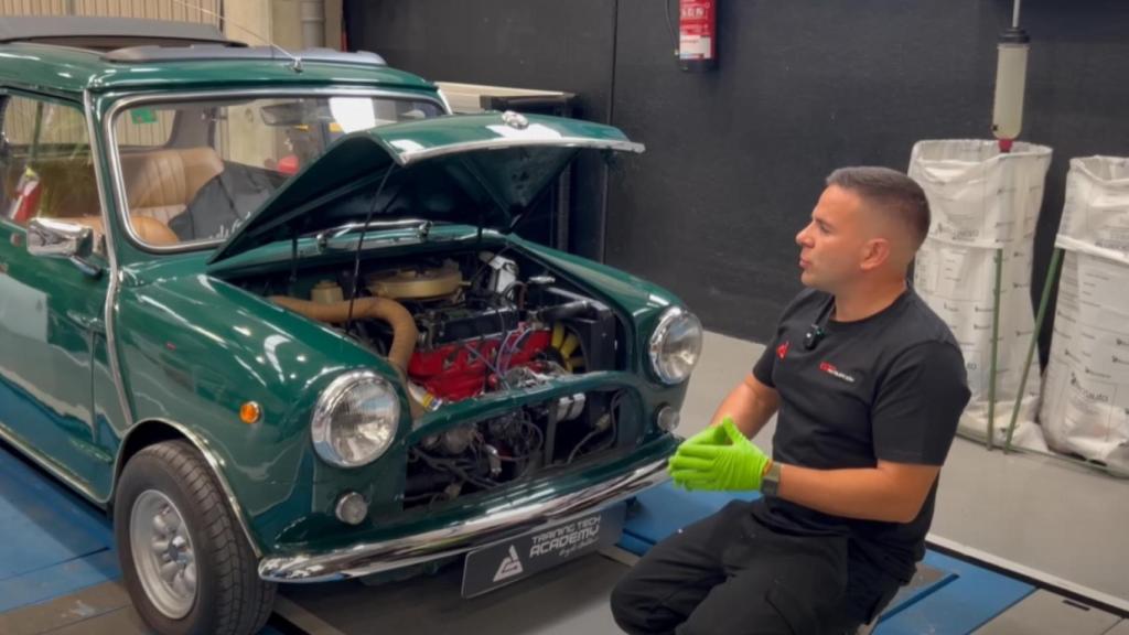 El experto mecánico Ángel Gaitán analizó un AUTHI de 1969.