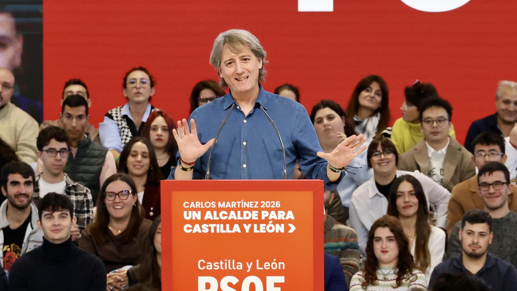 El secretario general del PSOE de Castilla y León, Carlos Martínez, durante la clausura de las jornadas del partido en León, el pasado 26 de octubre