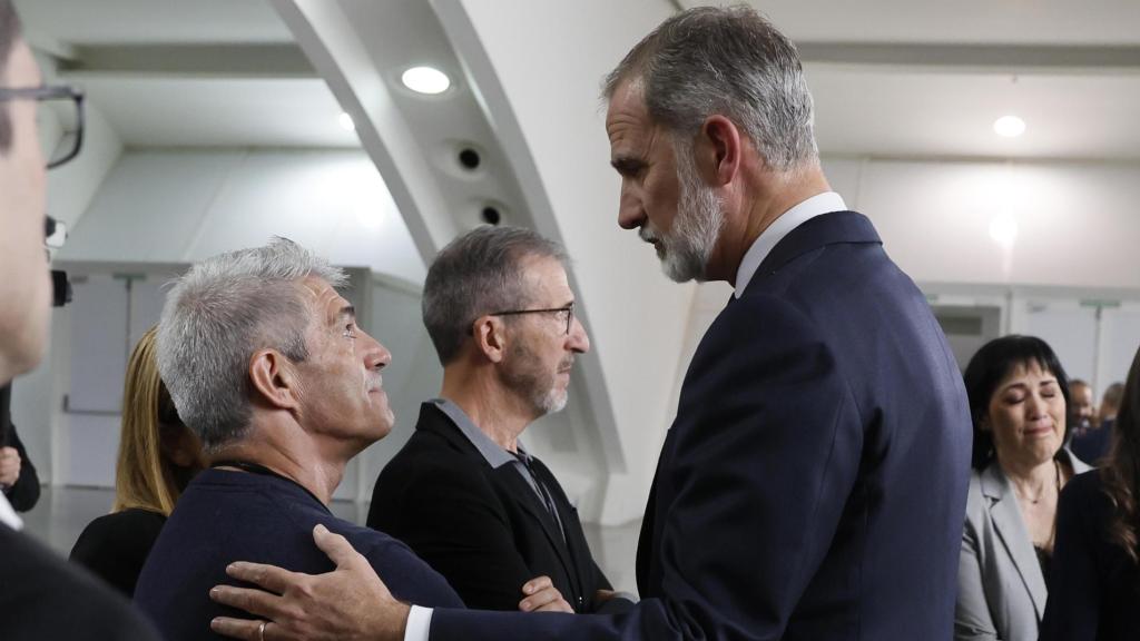 José junto al Rey, Felipe VI, en la vista previa al funeral de Estado por las víctimas de la dana. EFE/Ballesteros