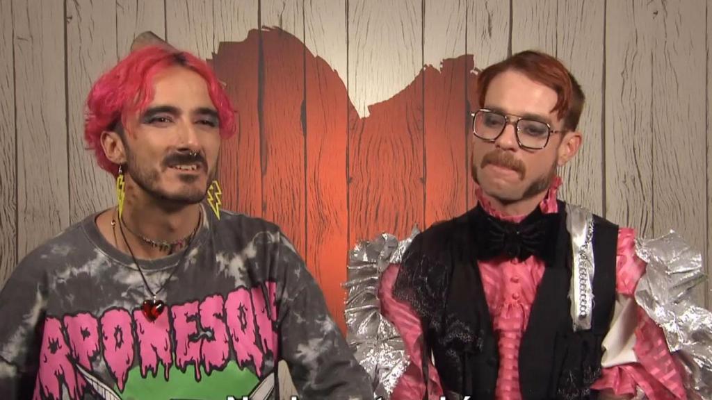 Nacho y Corbin en 'First Dates'.