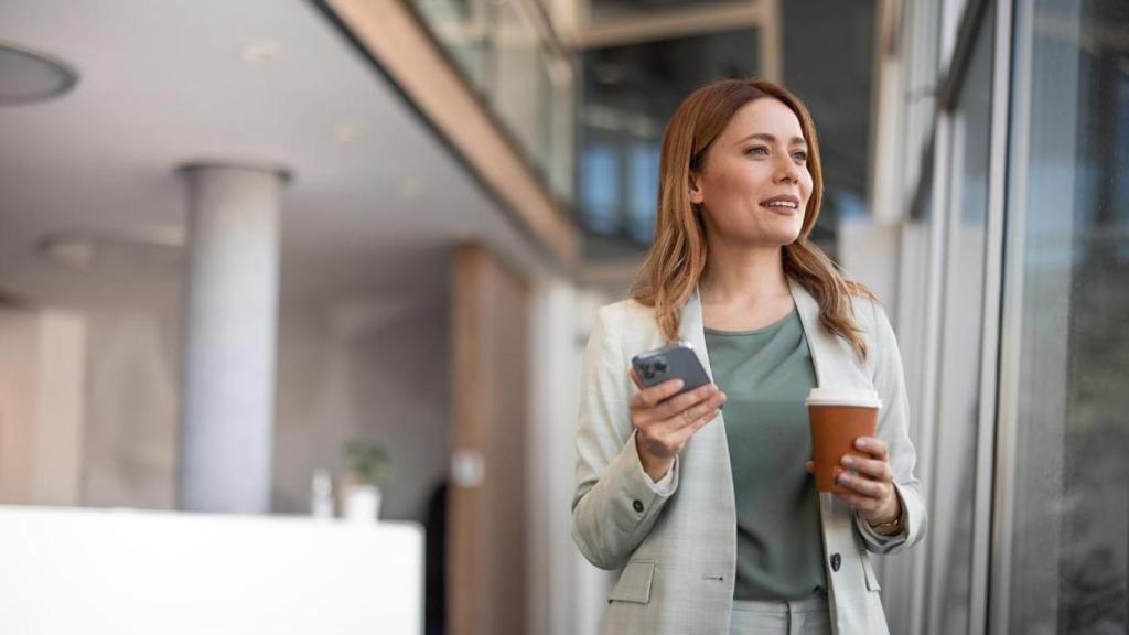 Imagen de archivo de una directiva.