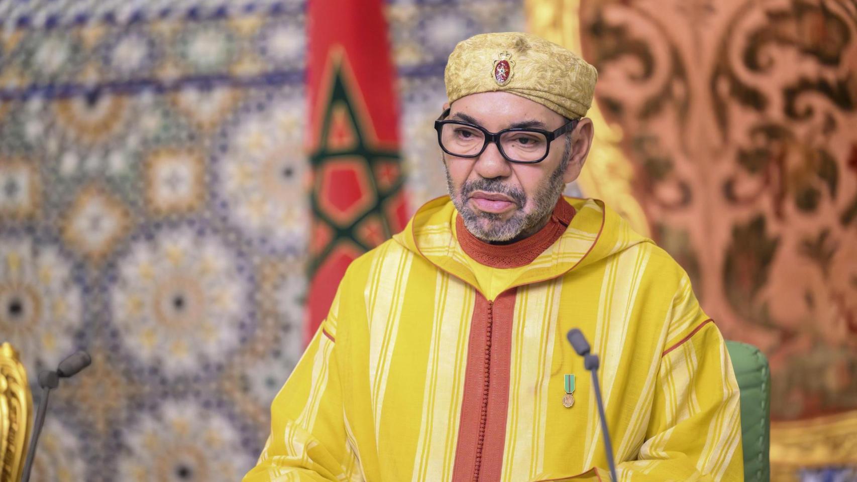 Mohamed VI, rey de Marruecos, durante el discurso televisado que ha dirigido a la nación.