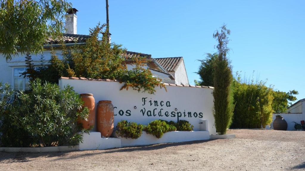 La entrada a la Finca Los Valdespinos.