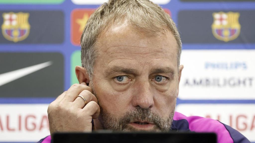 Hansi Flick, en rueda de prensa con el FC Barcelona