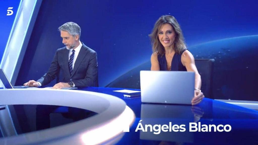 Carlos Franganillo y Ángeles Blanco en una promo de la nueva etapa de 'Informativos Telecinco'.