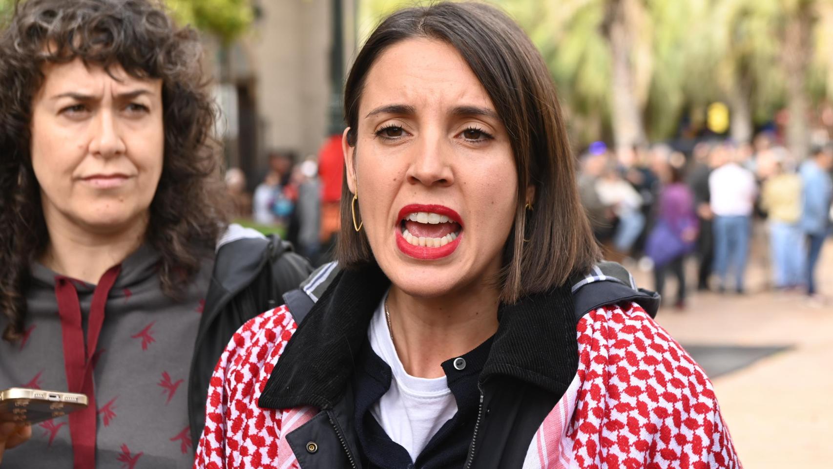 La secretaria política de Podemos y eurodiputada, Irene Montero, durante la manifestación '1 año y medio en prisión. ¡Libertad inmediata para los 6 de Zaragoza'