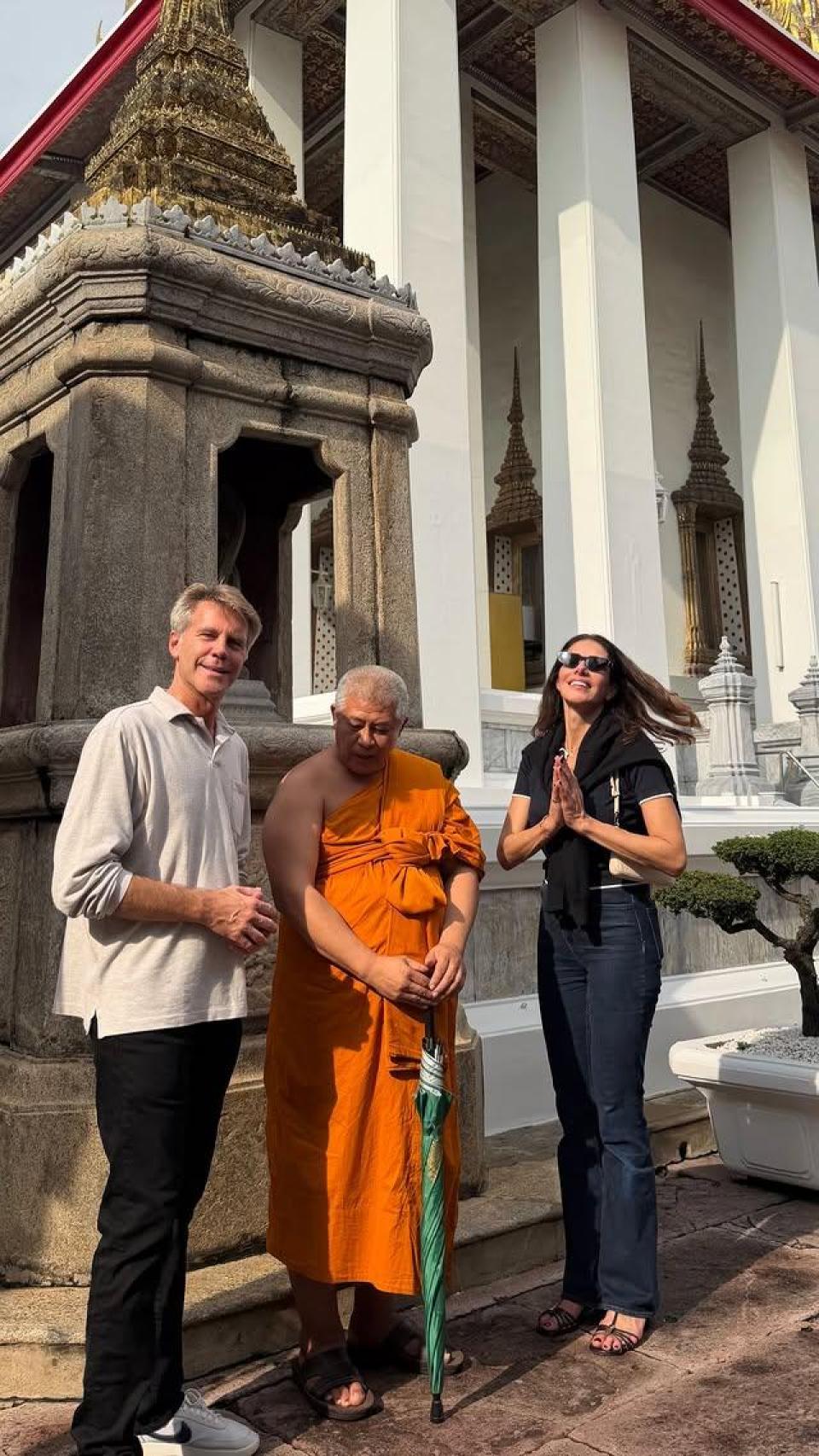 Adriana Abascal y Manuel Filiberto de Saboya, durante sus vacaciones en Tailandia.