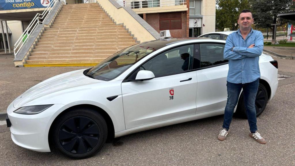 David Blasco, taxista en Zaragoza.