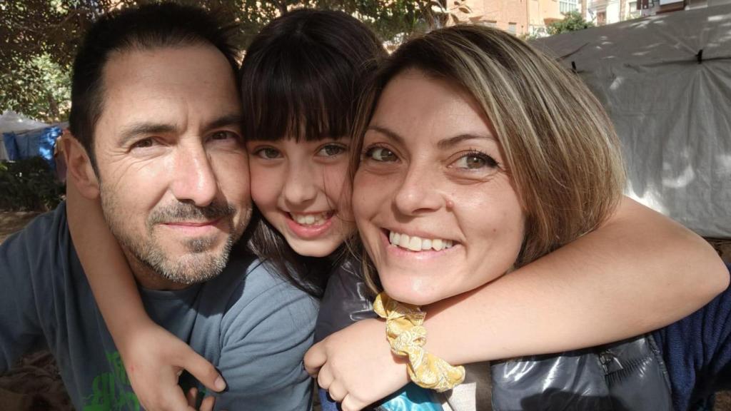 Miguel Ángel, Valeria y Ana.