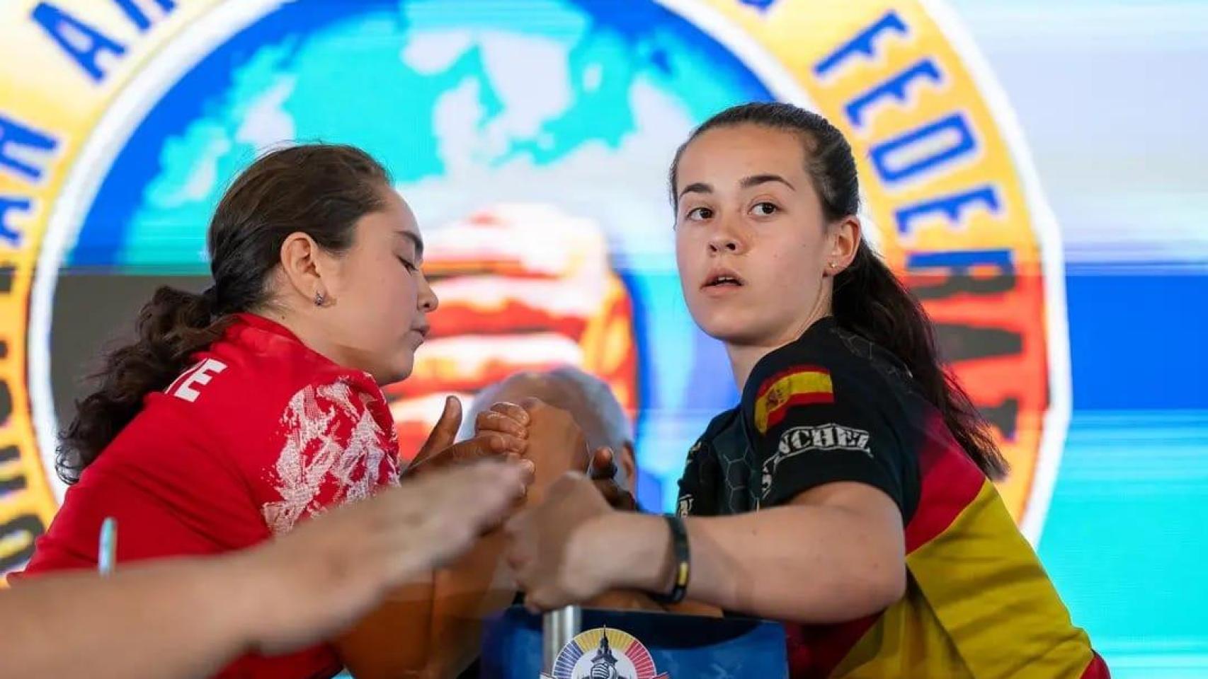 Iratxe Sánchez, durante el mundial de lucha de brazos en Bulgaria.