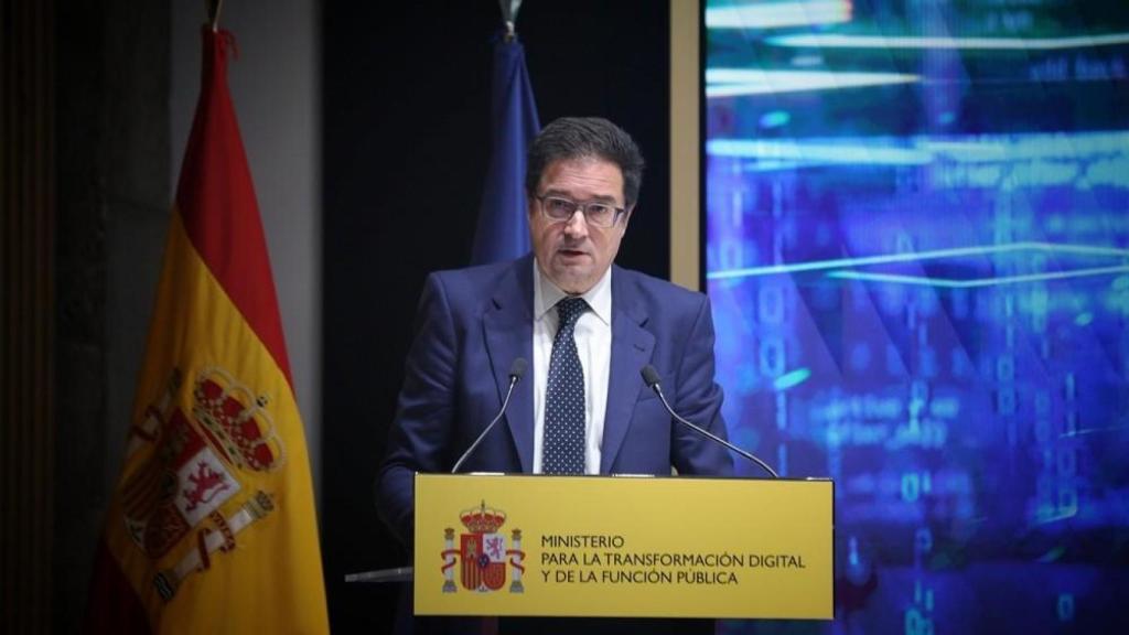 El ministro para la Transformación Digital, Óscar López, durante la presentación de EDINT.