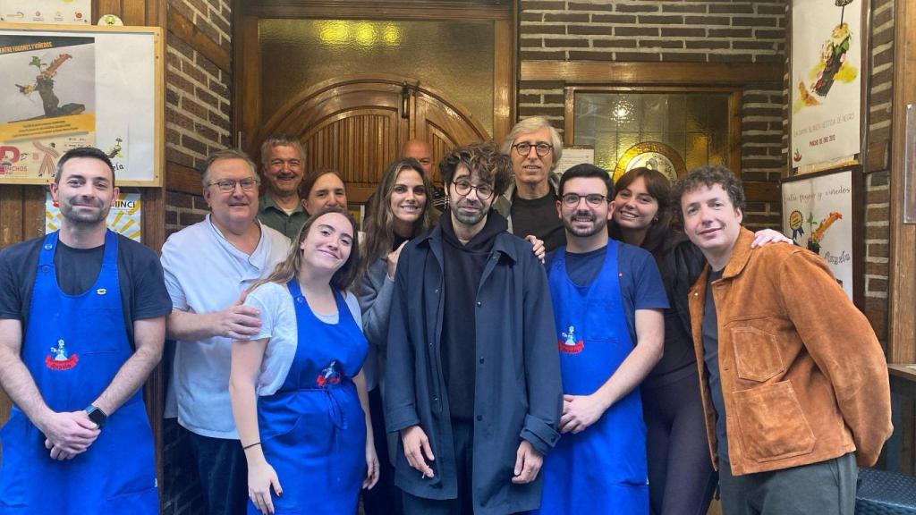 Amaia Salamanca, entre otras, en el Restaurante Ángela
