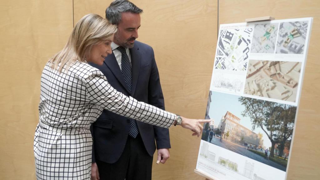 El secretario de Estado de Justicia, Manuel Olmedo, y la secretaria general para la Innovación y Calidad del Servicio Público de Justicia, Sofía Puente, presentan el proyecto final de la Ciudad de la Justicia de Valladolid