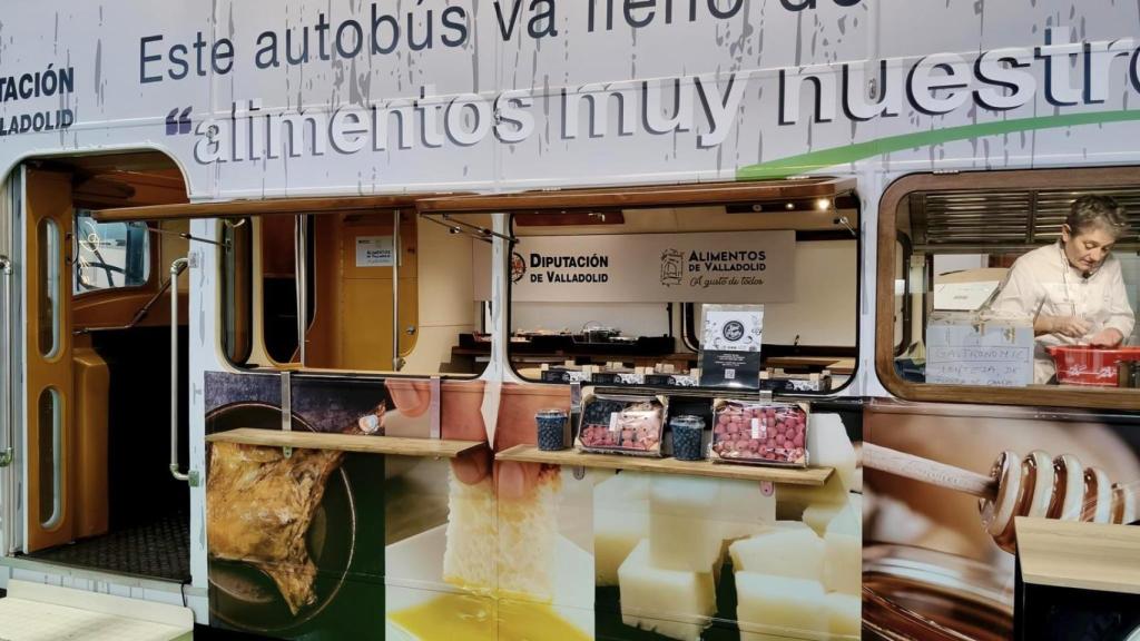 Autobús Foodtruck de la Diputación de Valladolid.