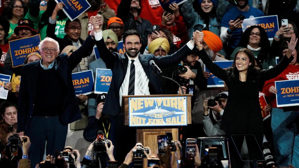 Los rostros de Nueva York no está en venta, en el estadio Forest Hills de Nueva York.