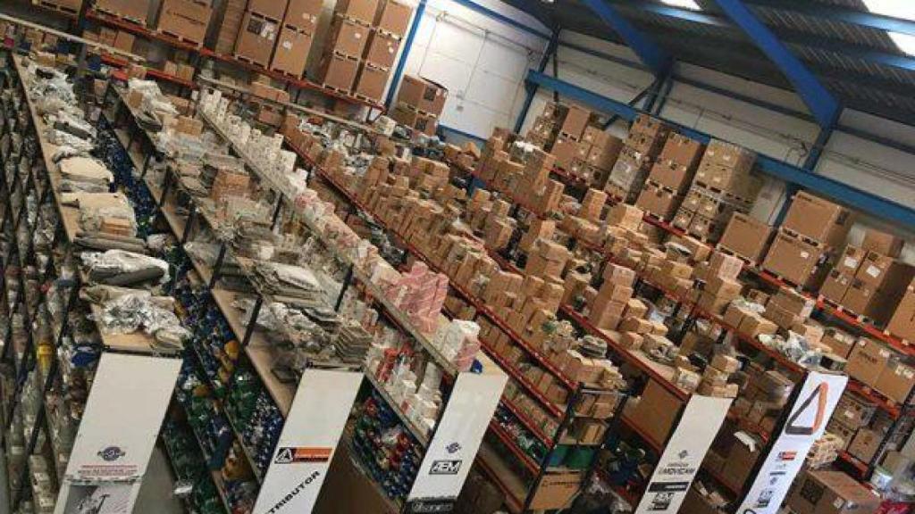 Almacén de Jucamp Motores y Recambios.