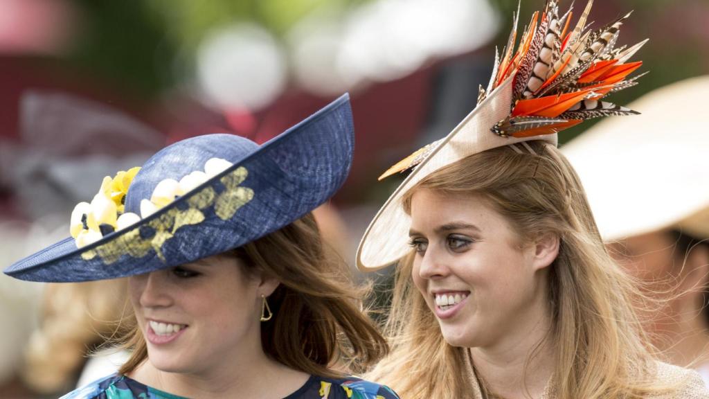 Eugenia y Beatriz de York en Royal Ascot 2017.