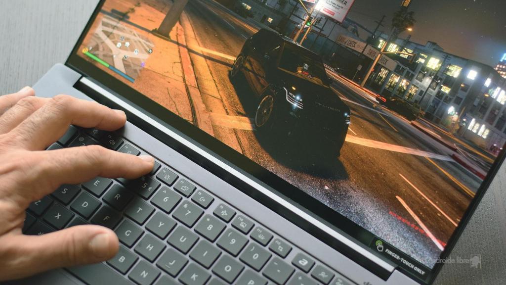 Jugando con el Acer Swift X 14 AI