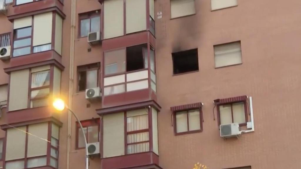 El piso de Usera en el que un vecino se atrincheró.