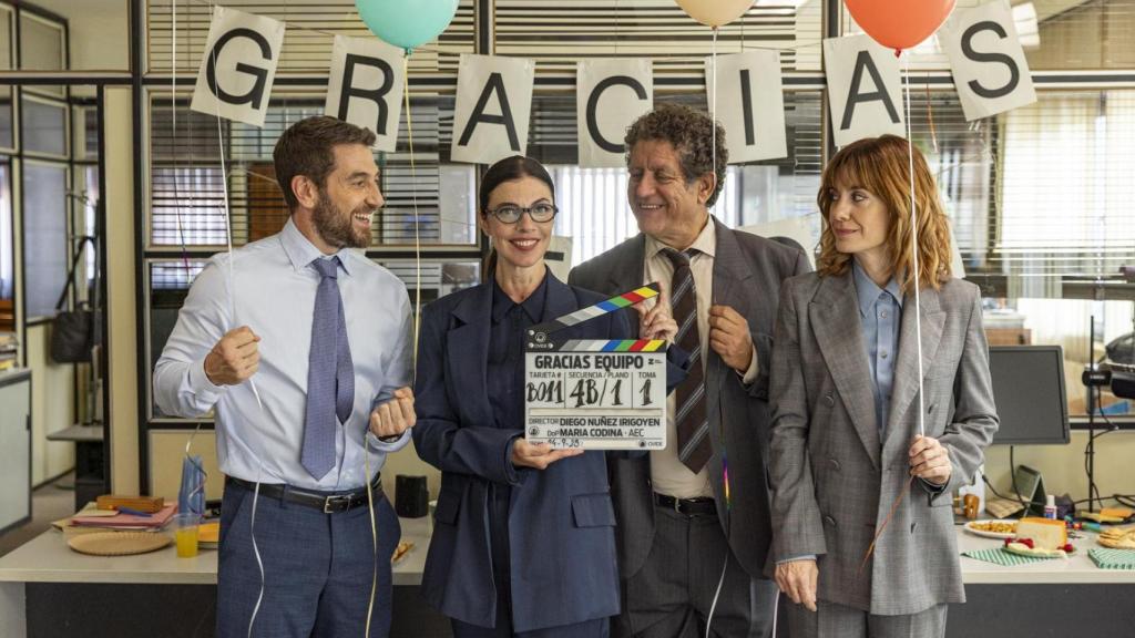 Imagen del inicio de rodaje de la serie 'Gracias, equipo', serie para Netflix.